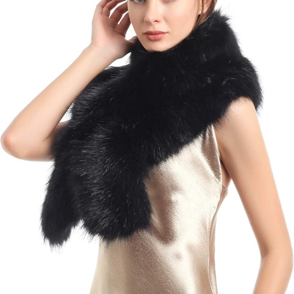 Aldo black faux fur scarf shawl fall winter vegan NWOT - Picture 2 of 9